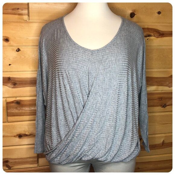 Charlotte Russe Gray LS Surplus Hem Shirt Top 3x - Picture 1 of 5